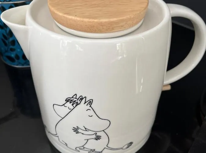 Hienoa Talo Porealtaalla Laehellae Helsinkiae Ja Lentokenttaeae Dom wakacyjny Tuusula