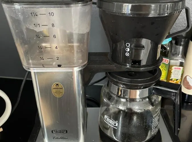 Hienoa Talo Porealtaalla Laehellae Helsinkiae Ja Lentokenttaeae Туусула