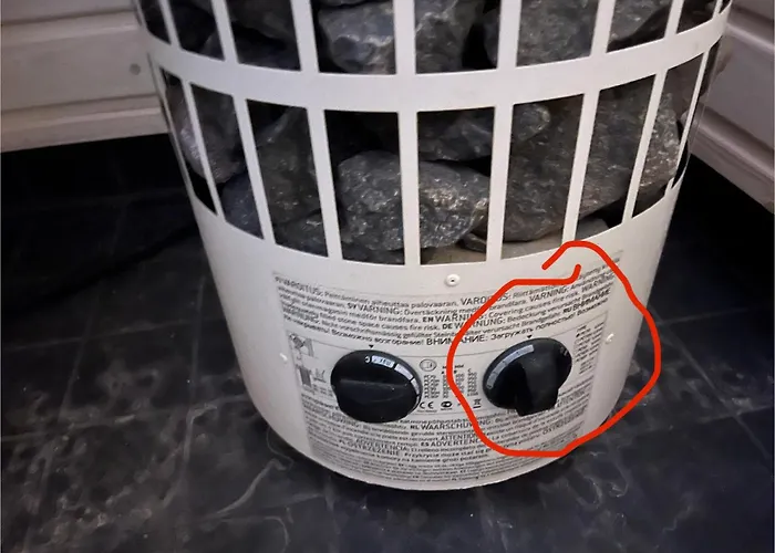 Hienoa Talo Porealtaalla Laehellae Helsinkiae Ja Lentokenttaeae * Туусула